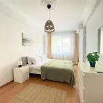 Excelent Location & Spacious No3 Istanbul