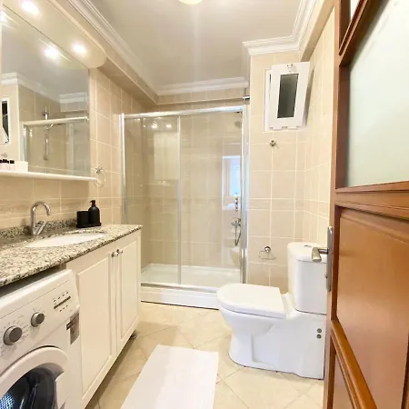 Lägenhet Excelent Location & Spacious No3 *