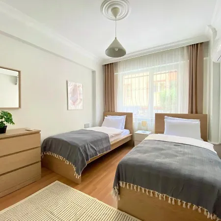 Excelent Location & Spacious No3 Lejlighed