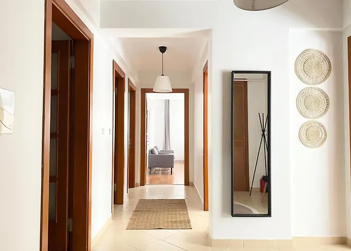 Apartment Excelent Location & Spacious No3