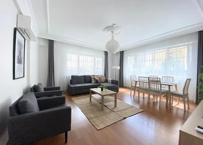 Excelent Location & Spacious No3 Apartment Istanbul