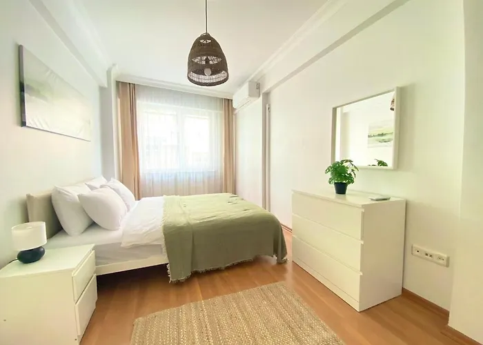 Excelent Location & Spacious No3